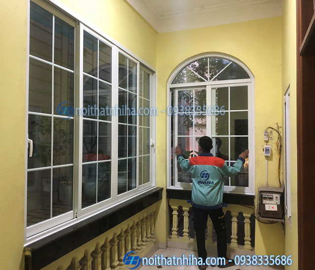 Cửa nhôm Xingfa chia ô