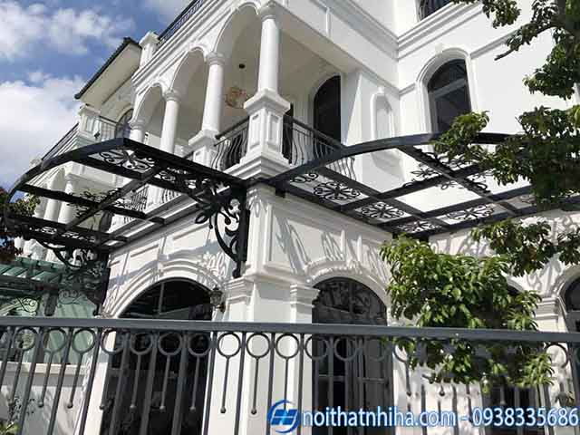 Mái kính biệt thự